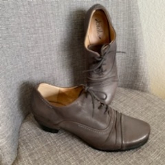 Biala Shoes - Biala size 38M